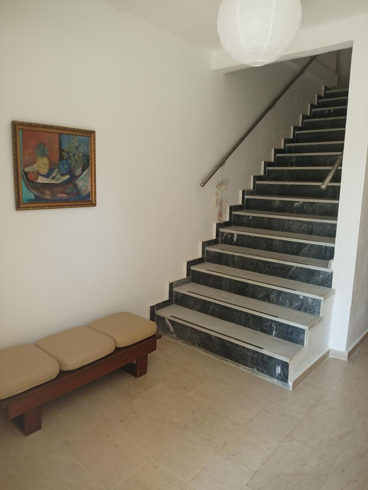 St Paul And Peter'S House Apartment อัสโปรวาลตา ภายนอก รูปภาพ
