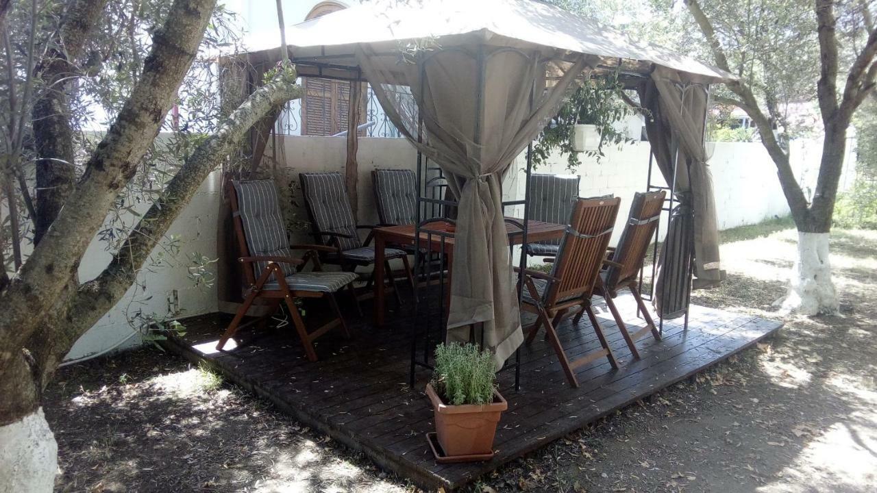 St Paul And Peter'S House Apartment อัสโปรวาลตา ภายนอก รูปภาพ